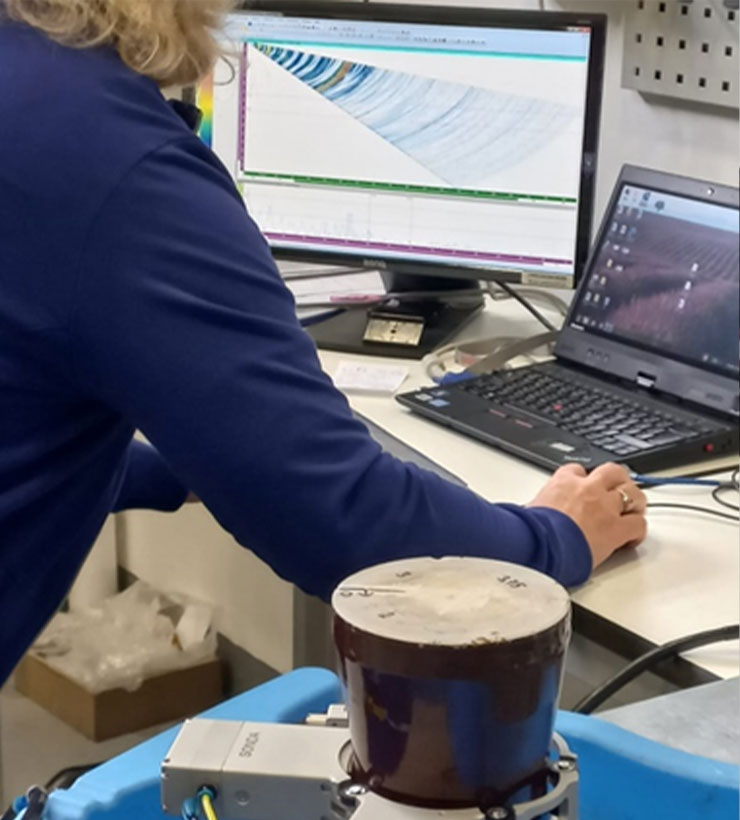 Manipulátor pro PAUT testování WOL embouchure na&nbsp;tryskách superhavarijního napájení parogenerátorů WWER 440